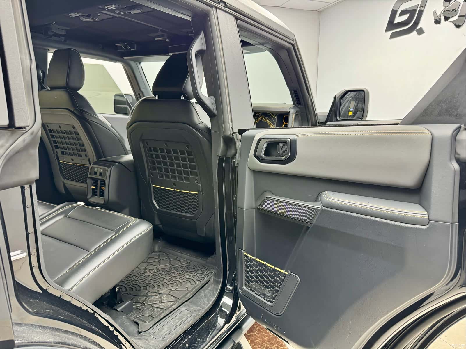Ford Bronco, 2025 10