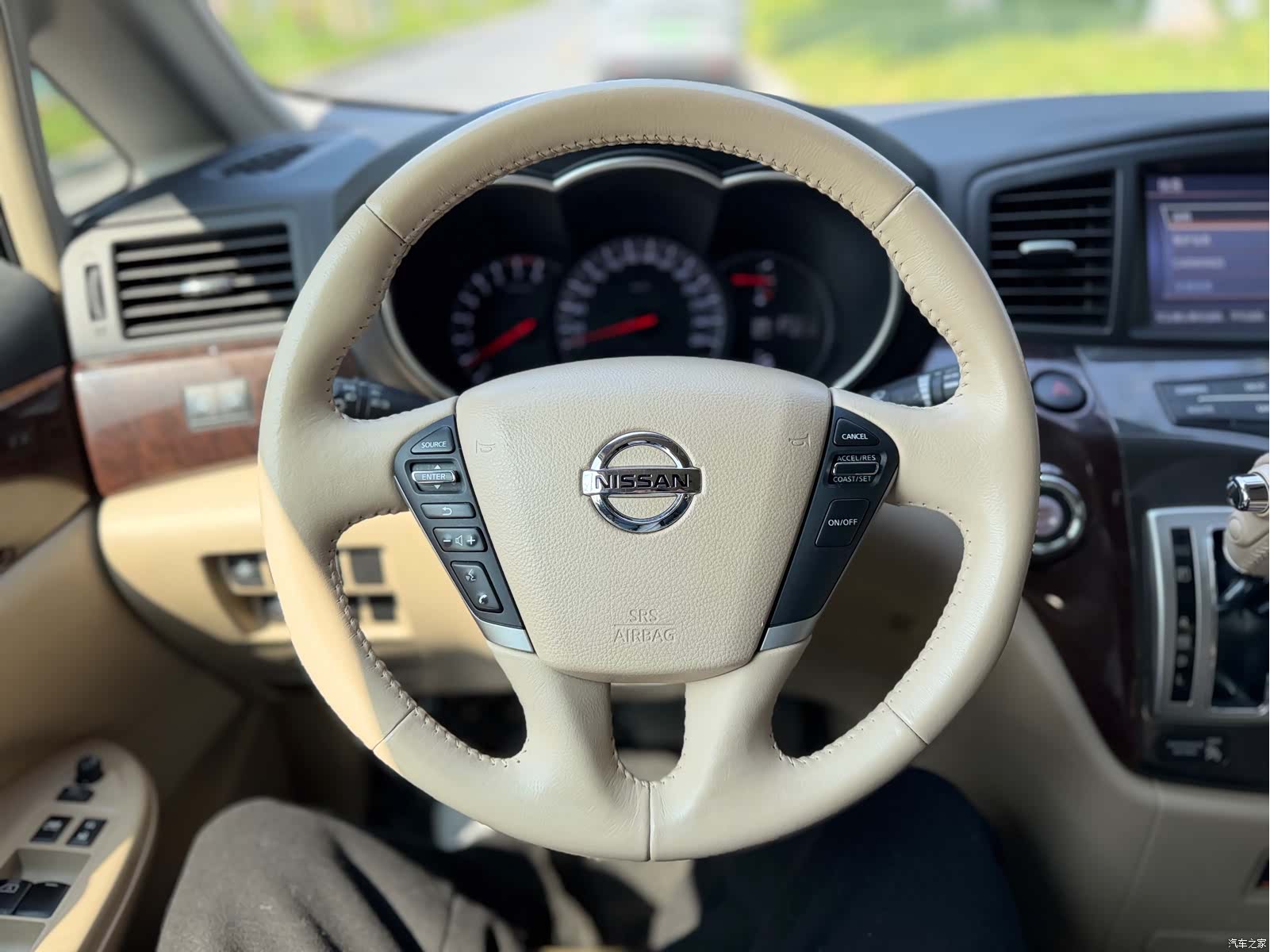 Nissan SL, 2018 33