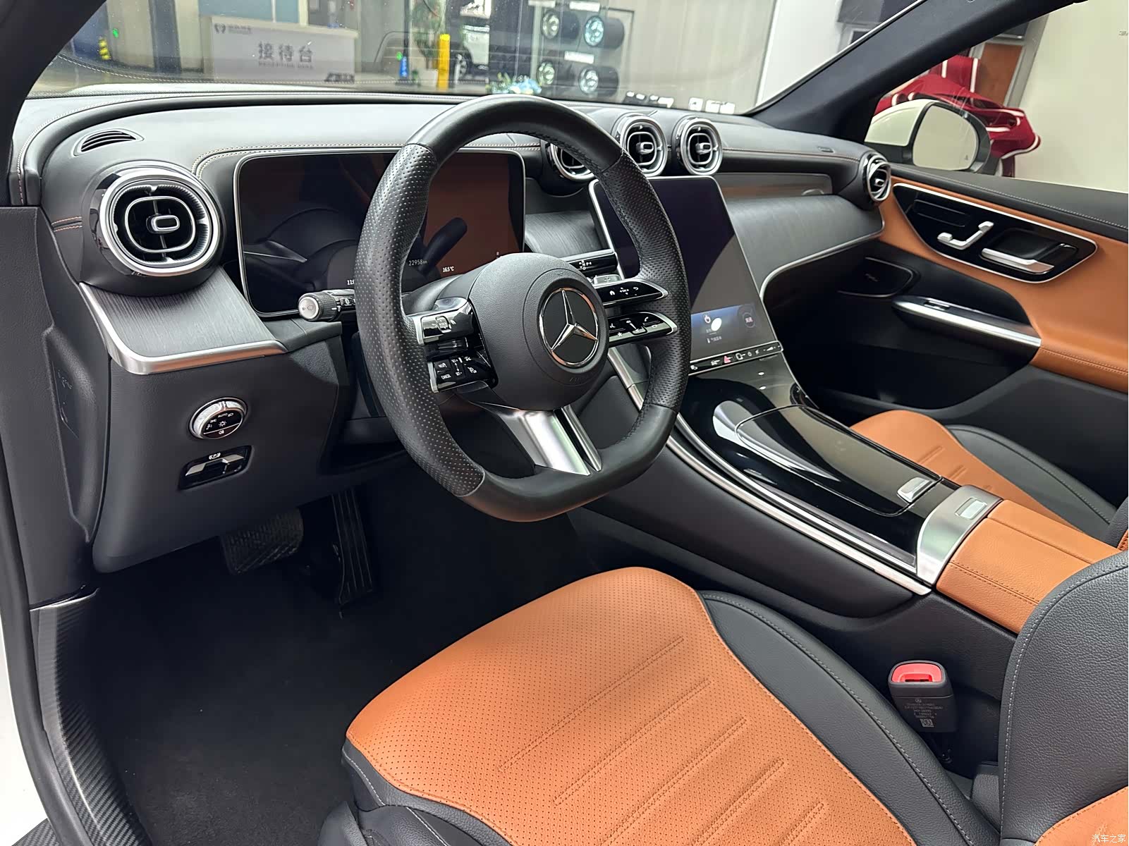 Mercedes-Benz GLC, 2024 12