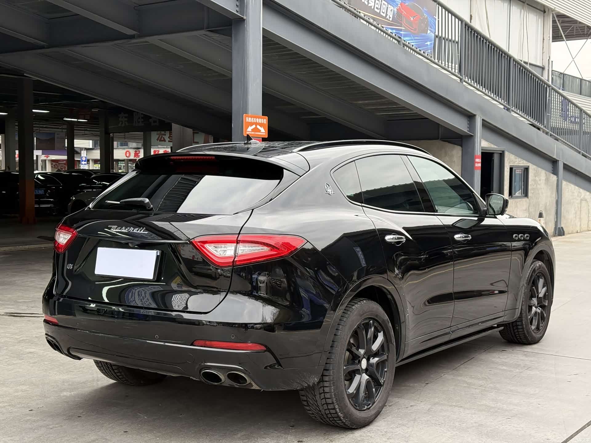 Maserati Levante, 2018 12