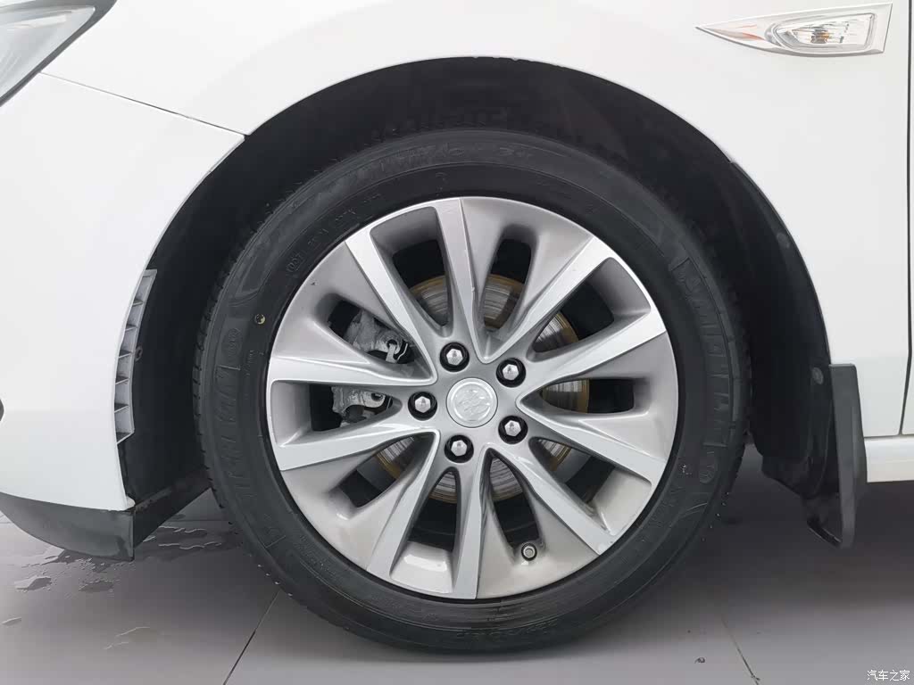 Buick GL6, 2023 17