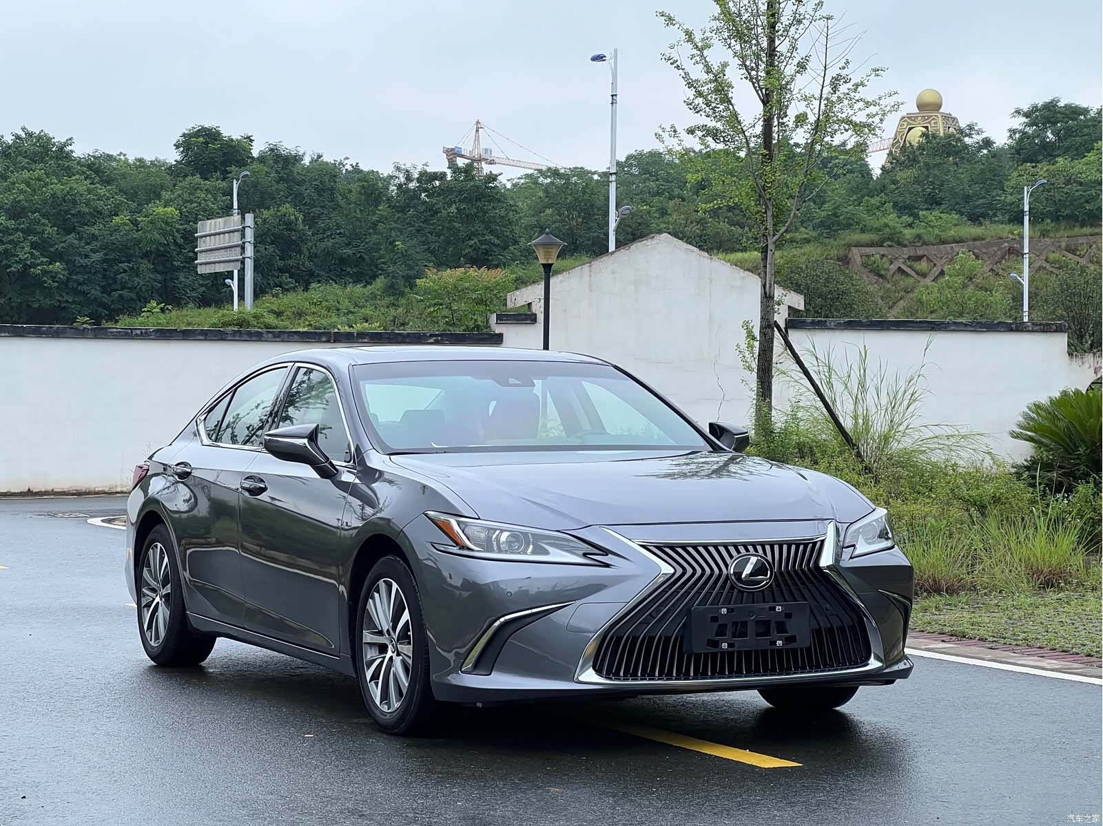 Lexus ES, 2018 3