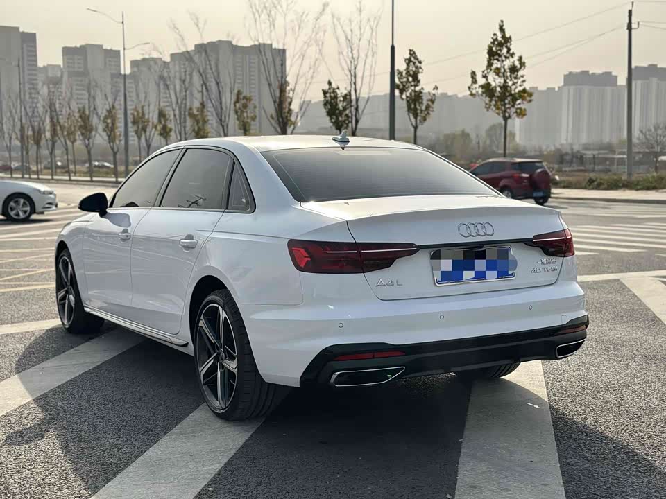 Audi A4L