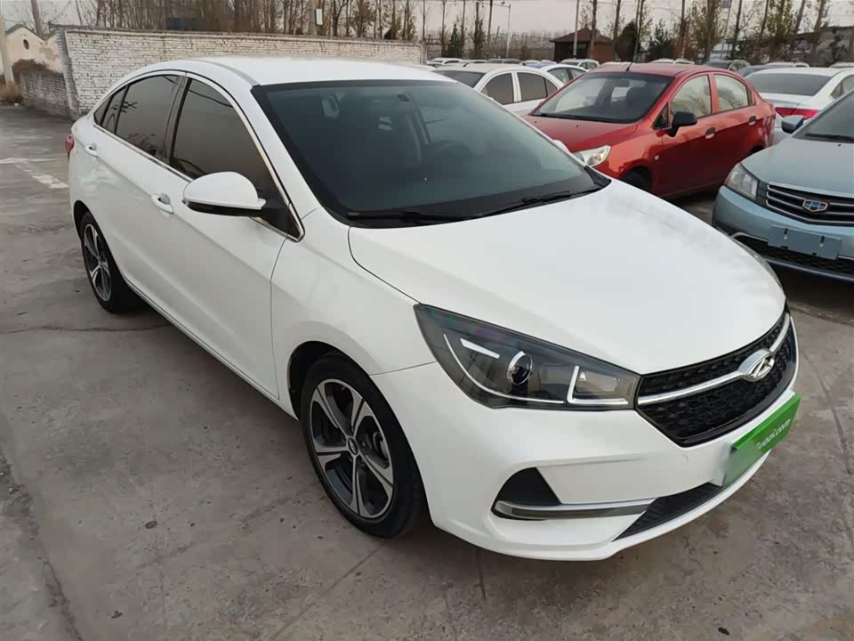 Chery Arrizo 5