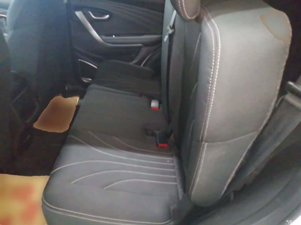 Jetour X70, 2018 17