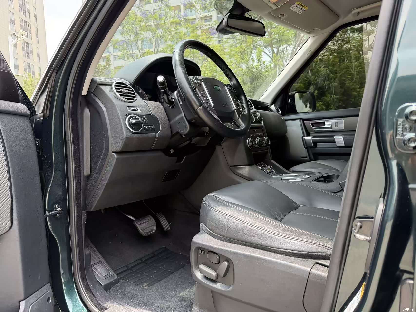 Land Rover Discovery, 2013 4