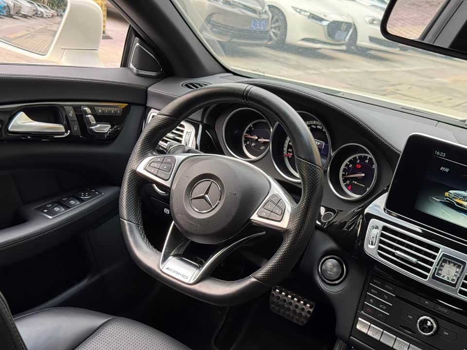 Mercedes-Benz CLS AMG