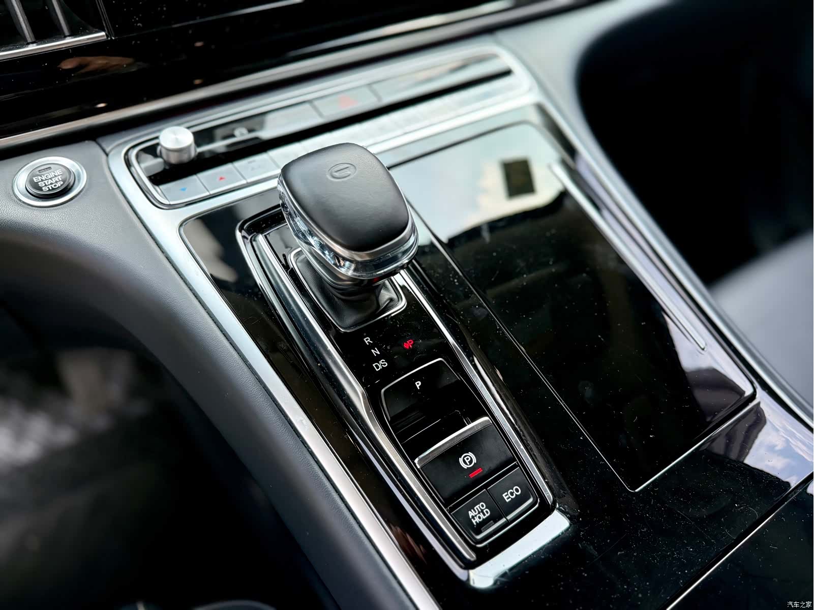 Trumpchi M8, 2022 13
