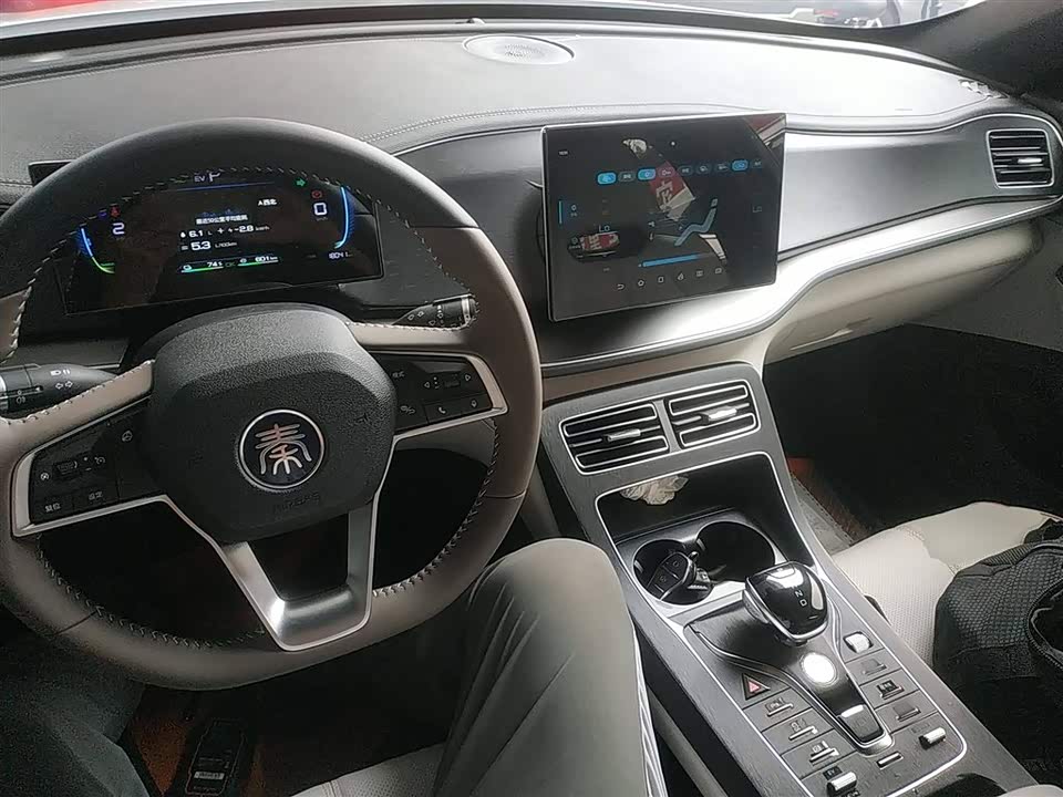 BYD Qin Yuan BYD Qin Yuan