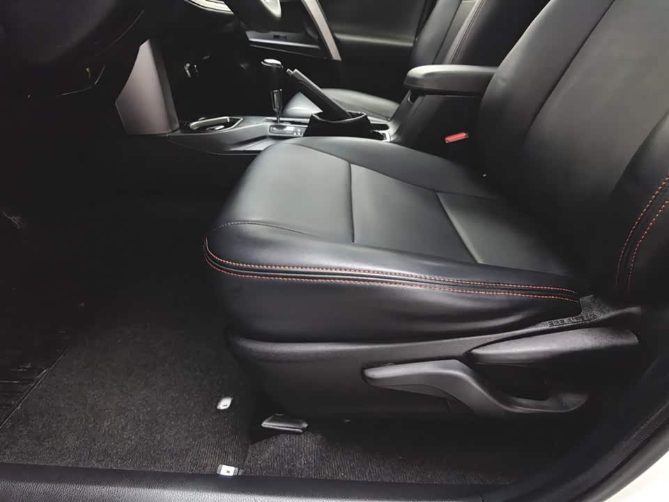 Toyota RAV4 Rongfang