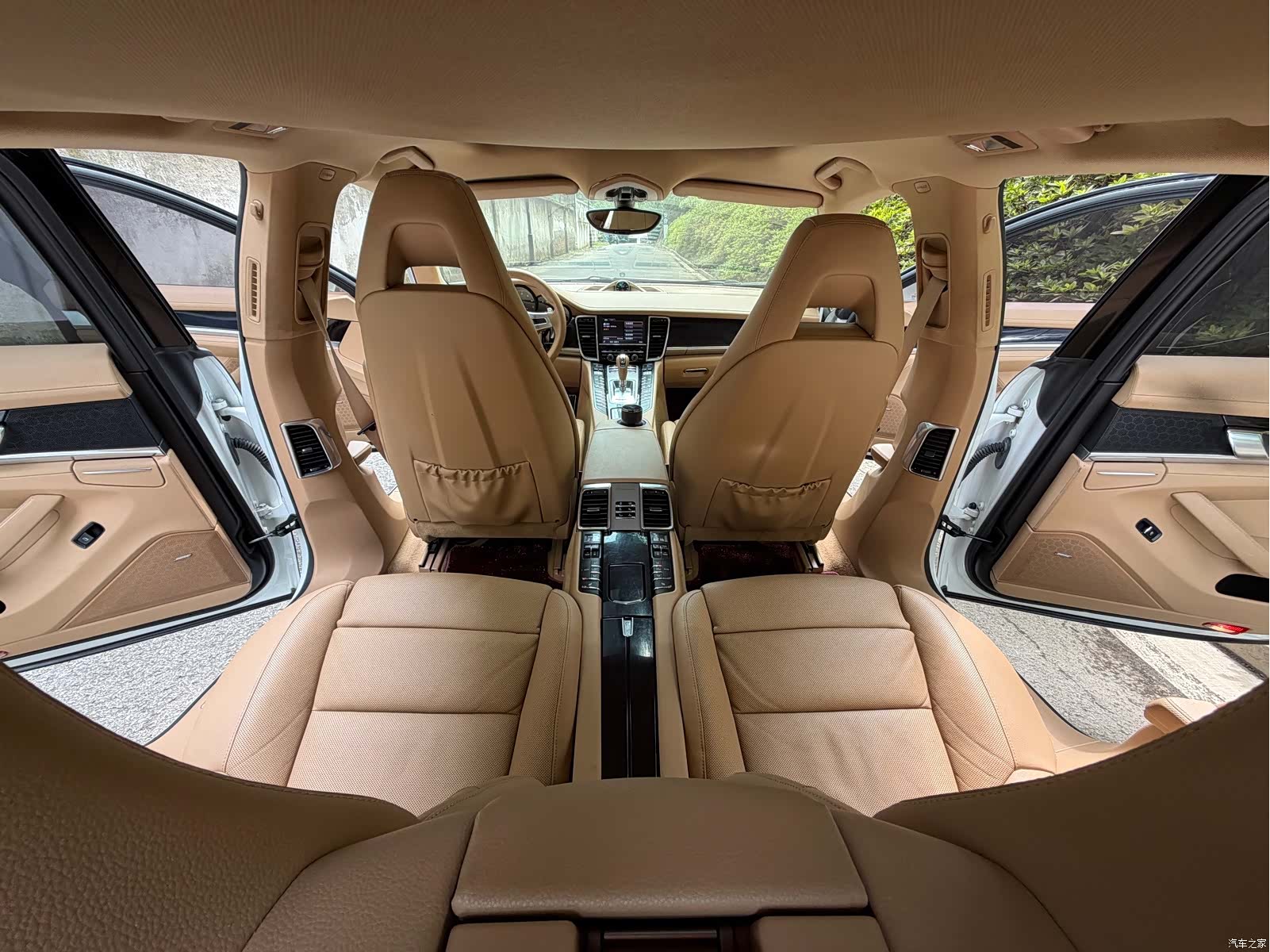 Porsche Panamera, 2013 13
