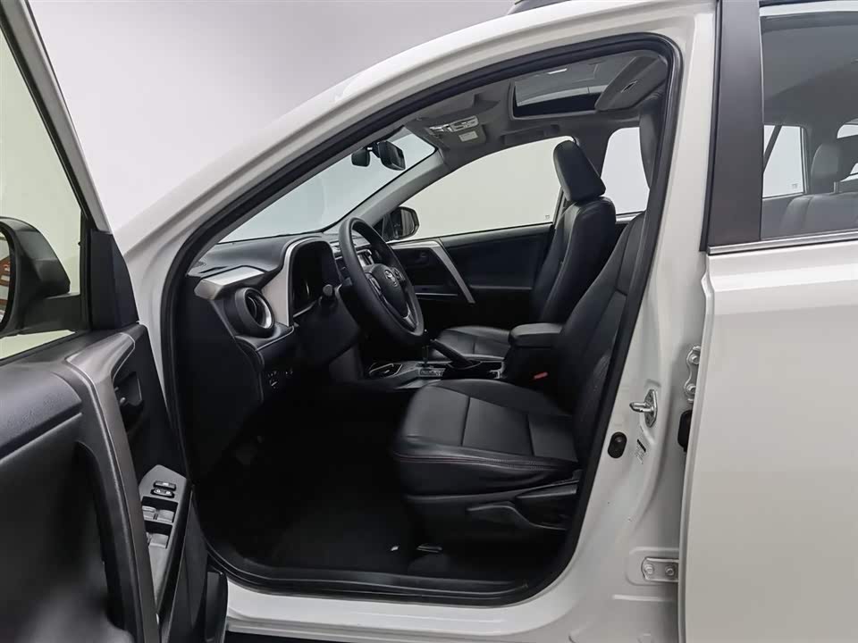 Toyota RAV4 Rongfang