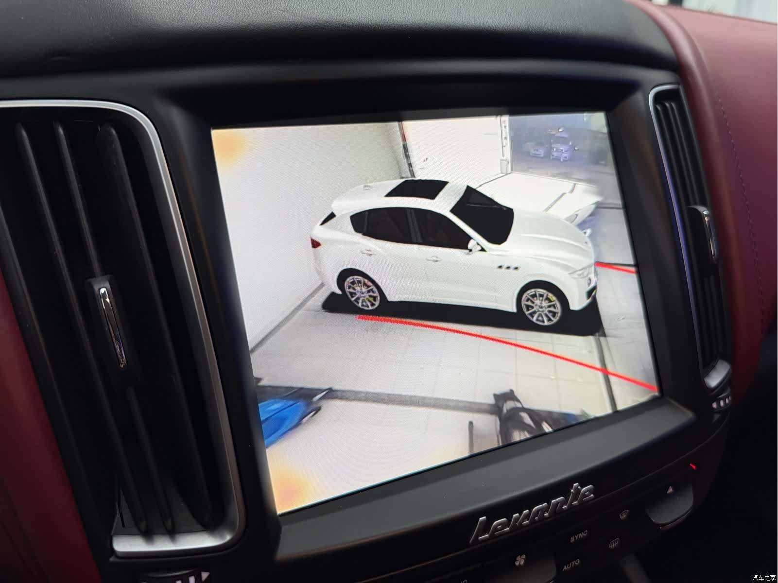 Maserati Levante, 2017 20