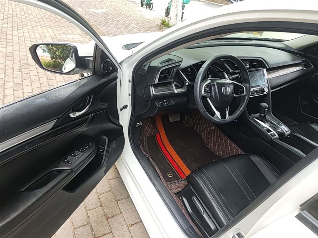 Honda Civic, 2020 16
