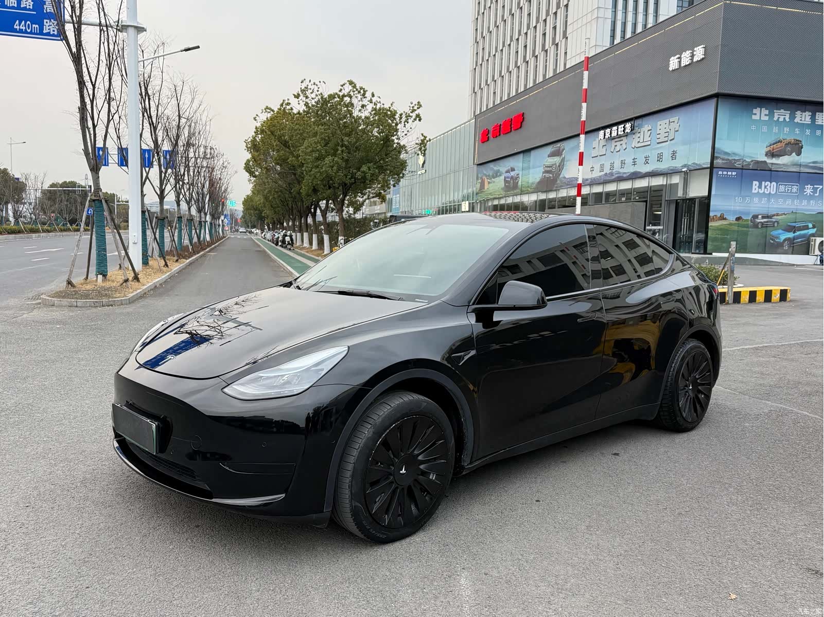 Tesla Model Y, 2022 1