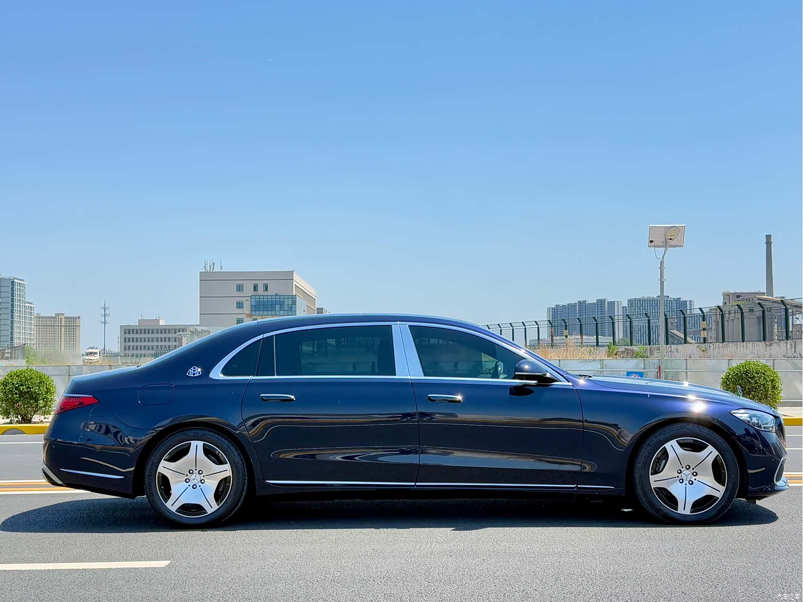 Maybach S-Class, 2022 4