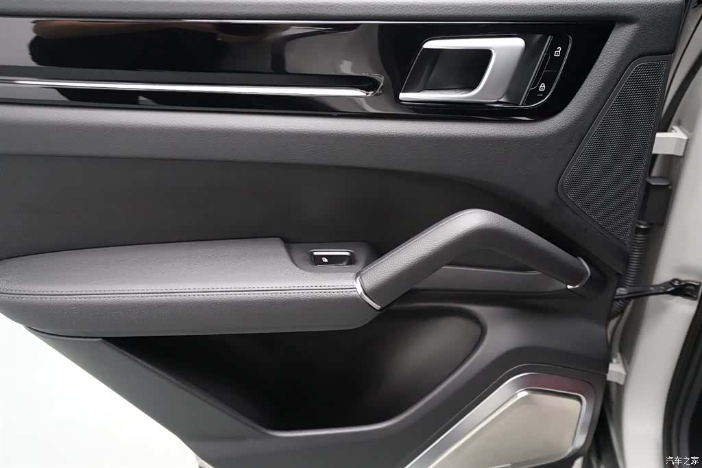 Porsche Cayenne, 2020 16