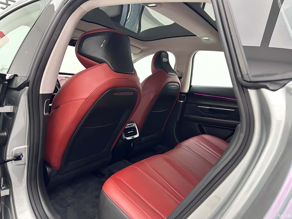 Xpeng P7, 2023 20