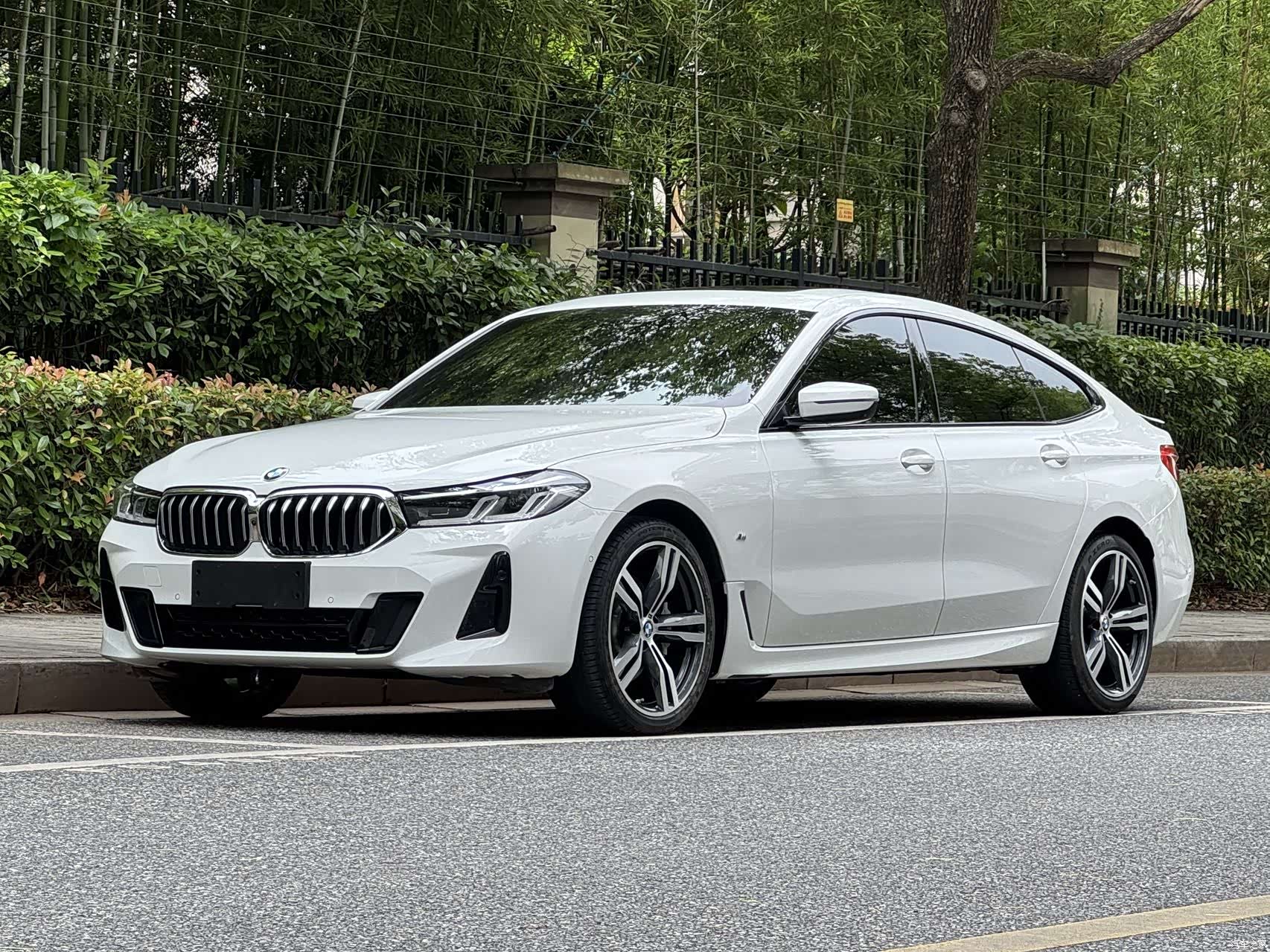 BMW 6 Series GT, 2024 1