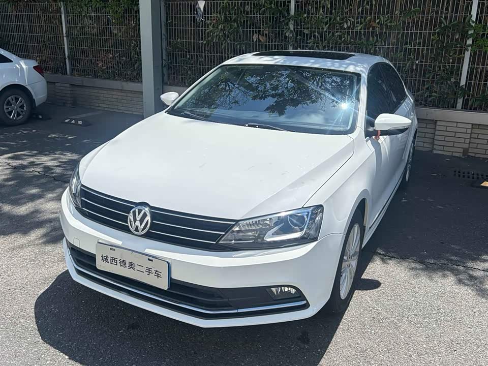 Volkswagen Sagitar Volkswagen Sagitar