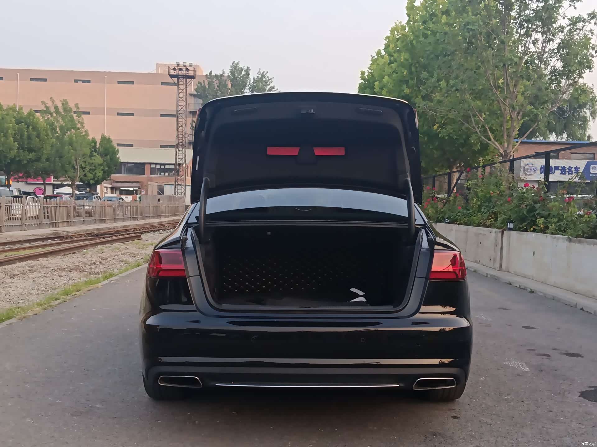 Audi A6L, 2016 11