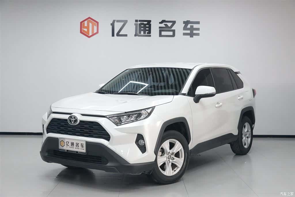 Toyota RAV4, 2022 1