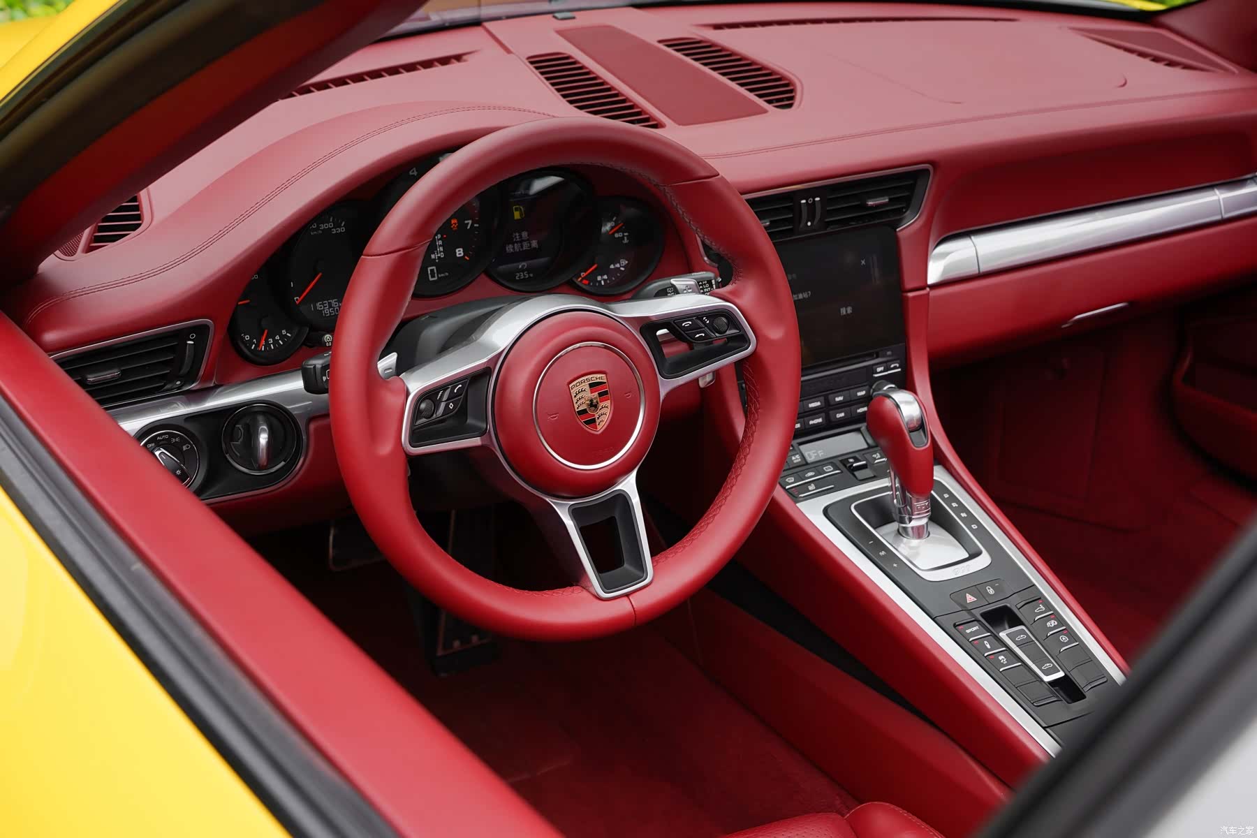 Porsche 911, 2018 27