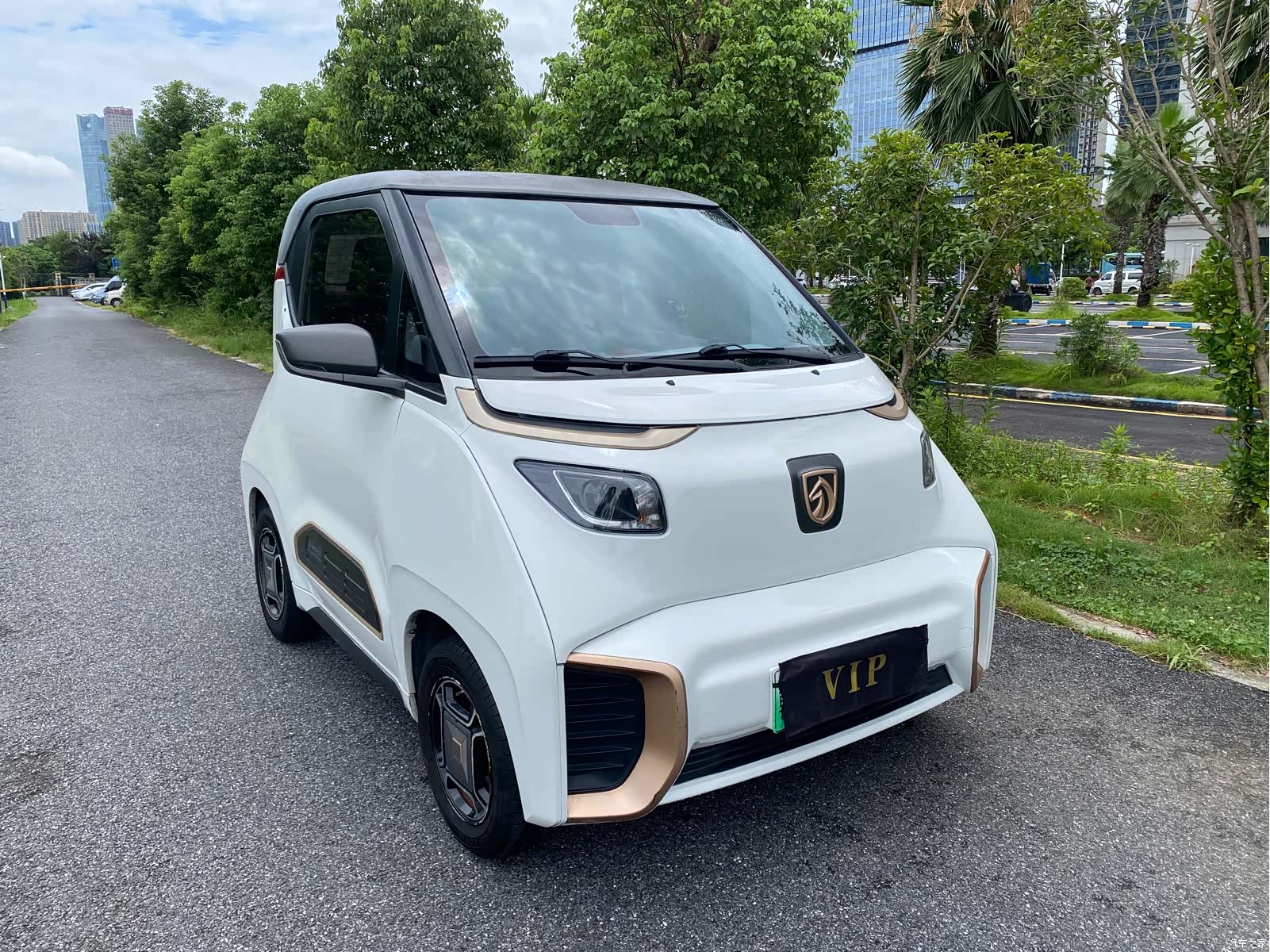Wuling E200, 2020 3