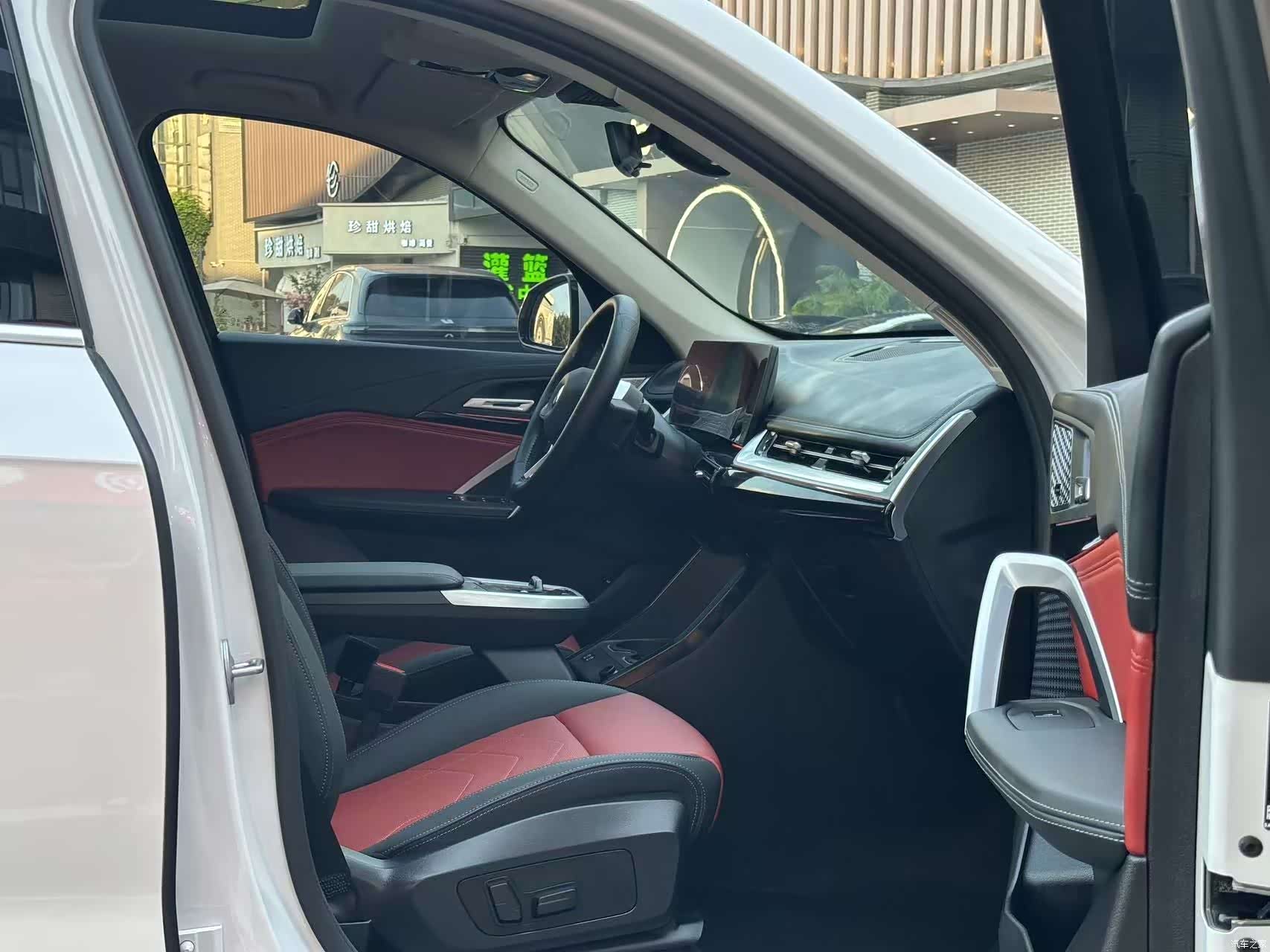 BMW X1, 2025 12