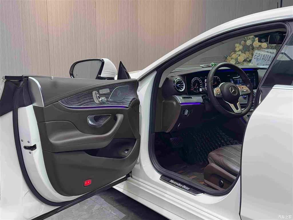 Mercedes-Benz CLS, 2020 4