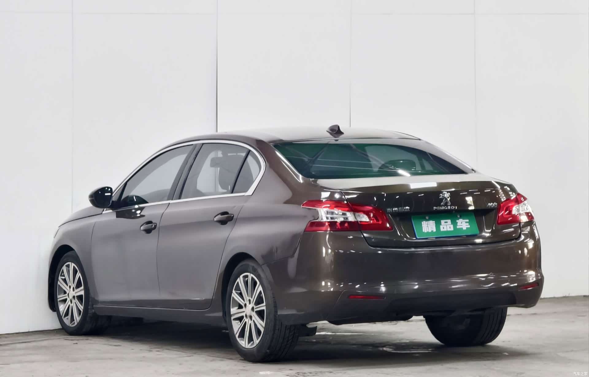 Peugeot 408, 2015 6