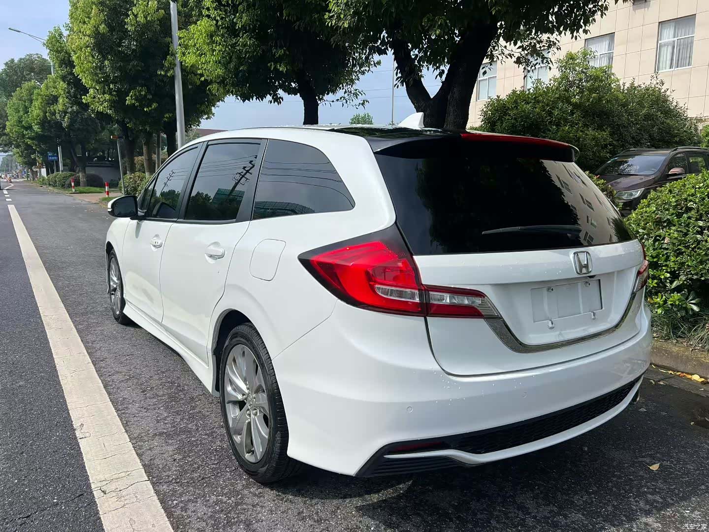 Honda Jade, 2017 9