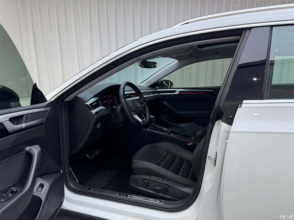 Volkswagen CC, 2023 10