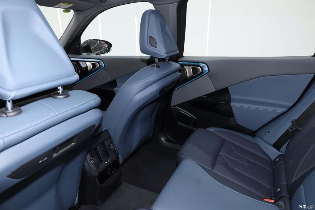 BMW X3, 2025 24