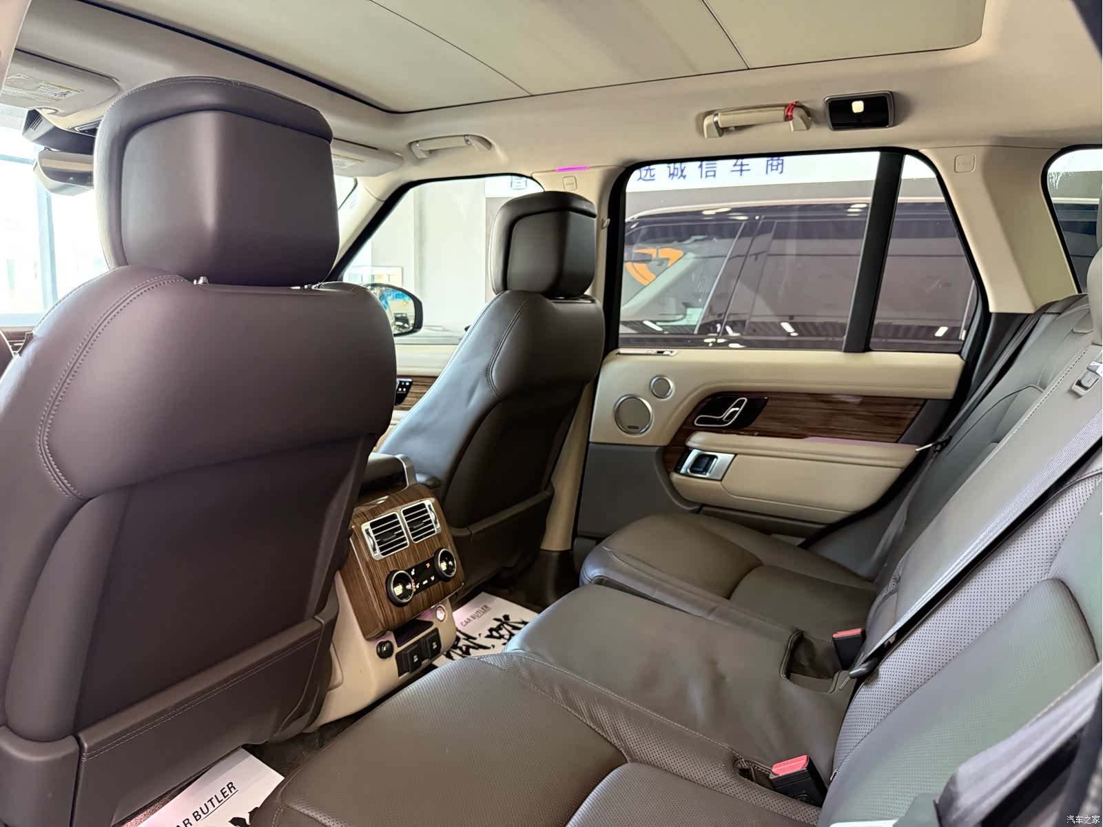 Land Rover Range Rover, 2019 14