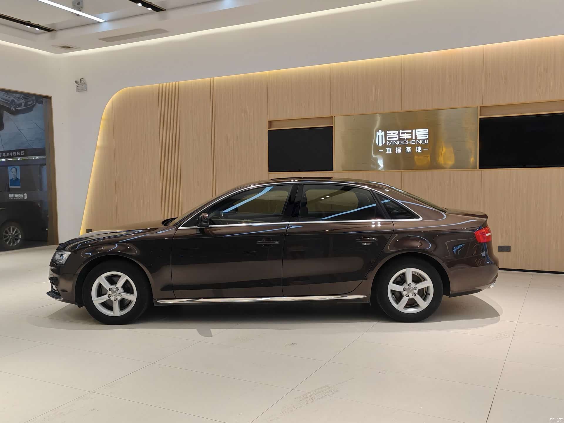 Audi A4L, 2015 7