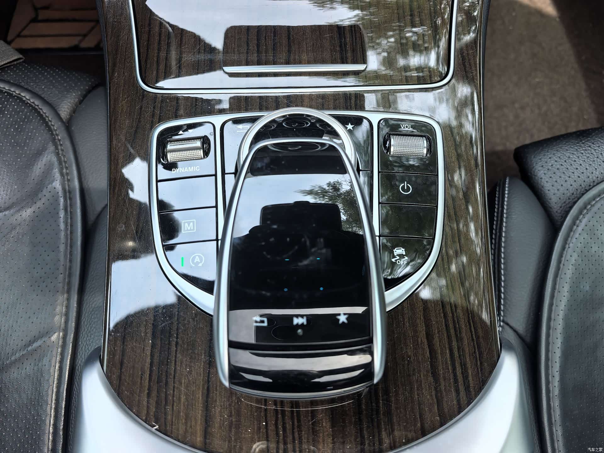 Mercedes-Benz GLC, 2019 13