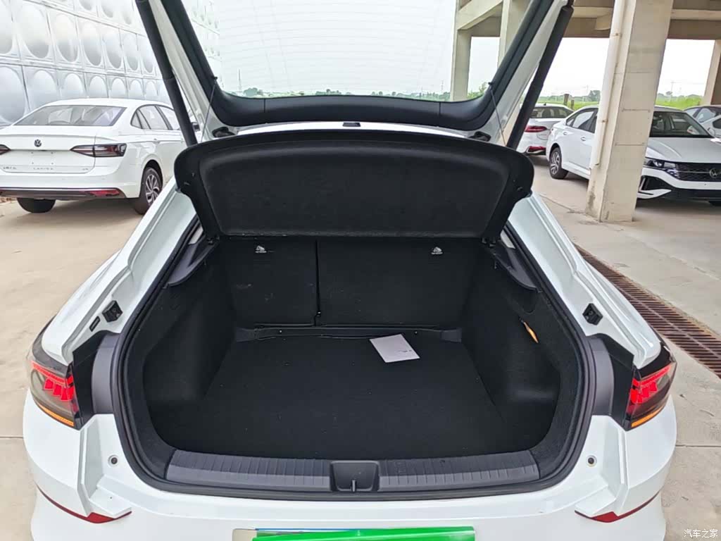 Volkswagen Lamando, 2024 19