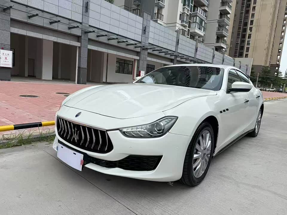 Maserati Ghibli Maserati Ghibli
