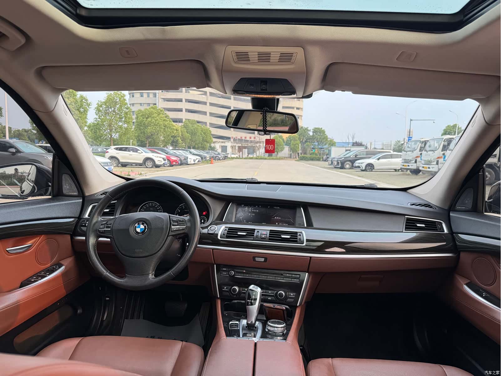 BMW 5 Series, 2017 16