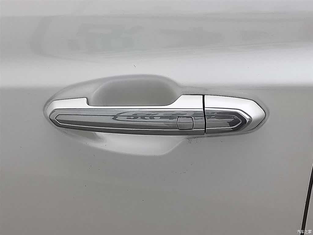Cadillac XT5, 2017 18