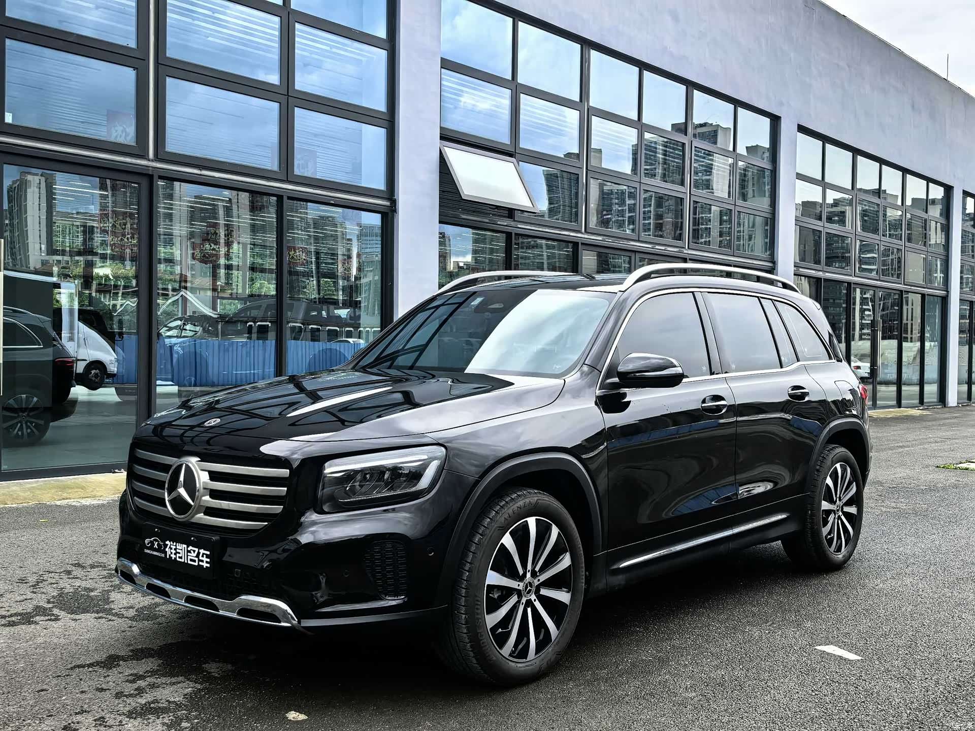 Mercedes-Benz GLB