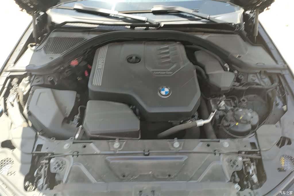 BMW 3 Series, 2024 10