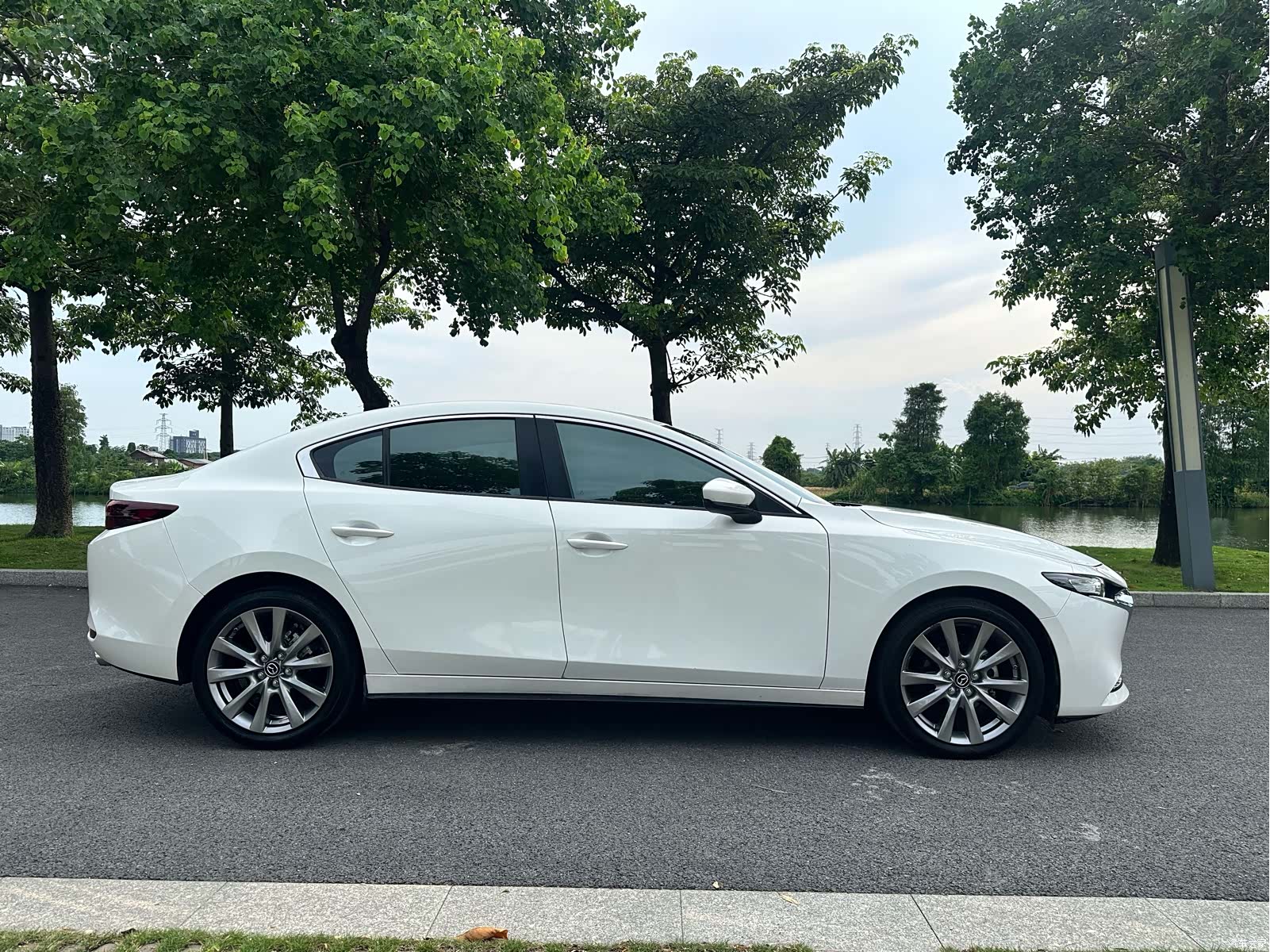 Mazda Mazda3, 2021 все фото