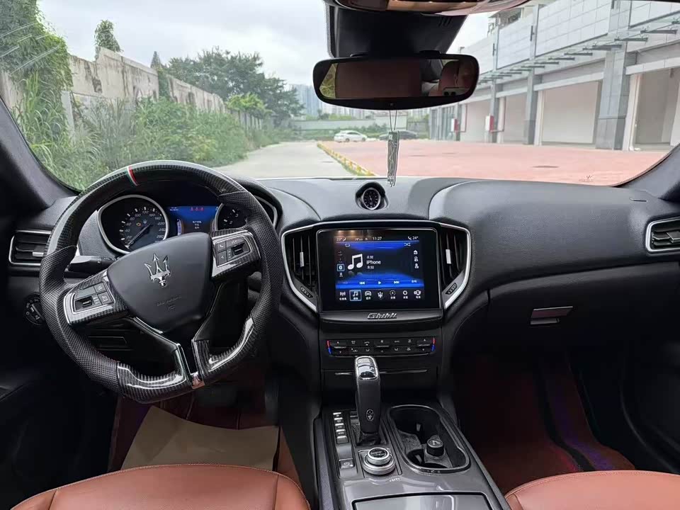 Maserati Ghibli Maserati Ghibli