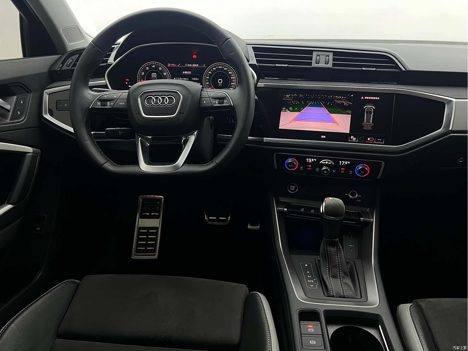 Audi Q3, 2022 14