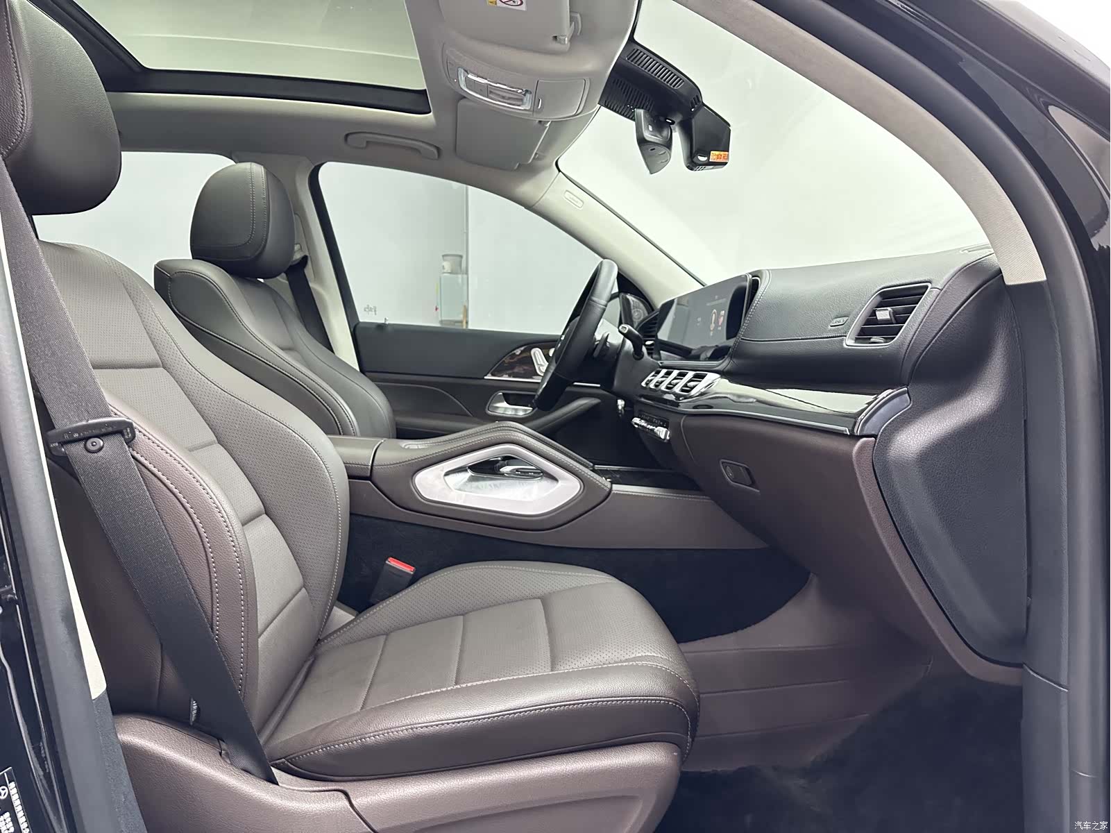 Mercedes-Benz GLE, 2021 13