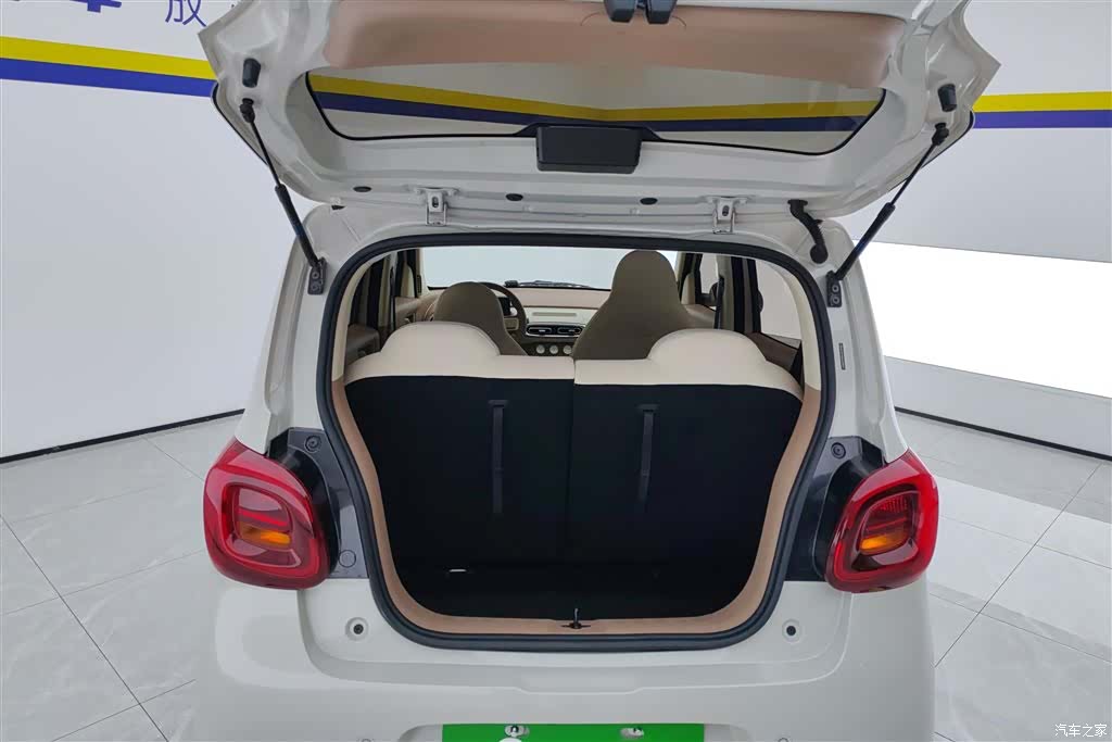 Wuling MINIEV, 2025 4