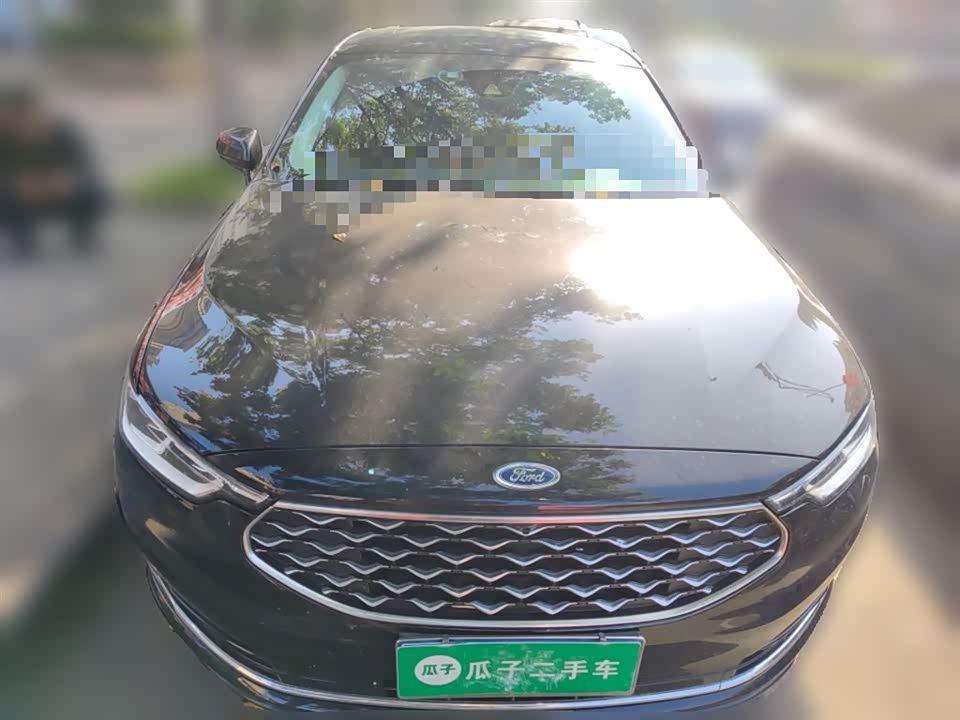 Ford Taurus