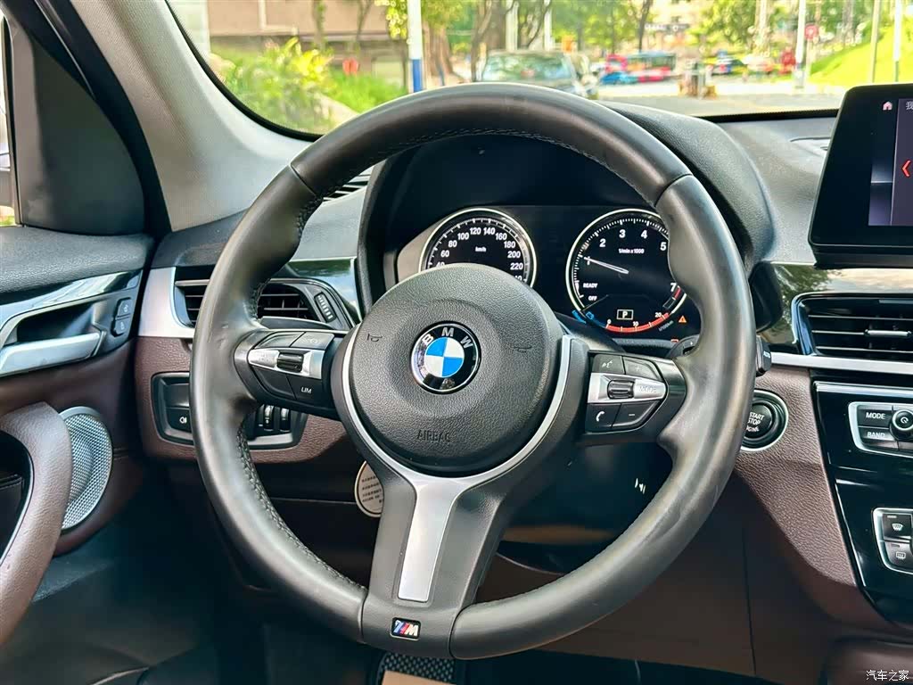BMW X1, 2021 12